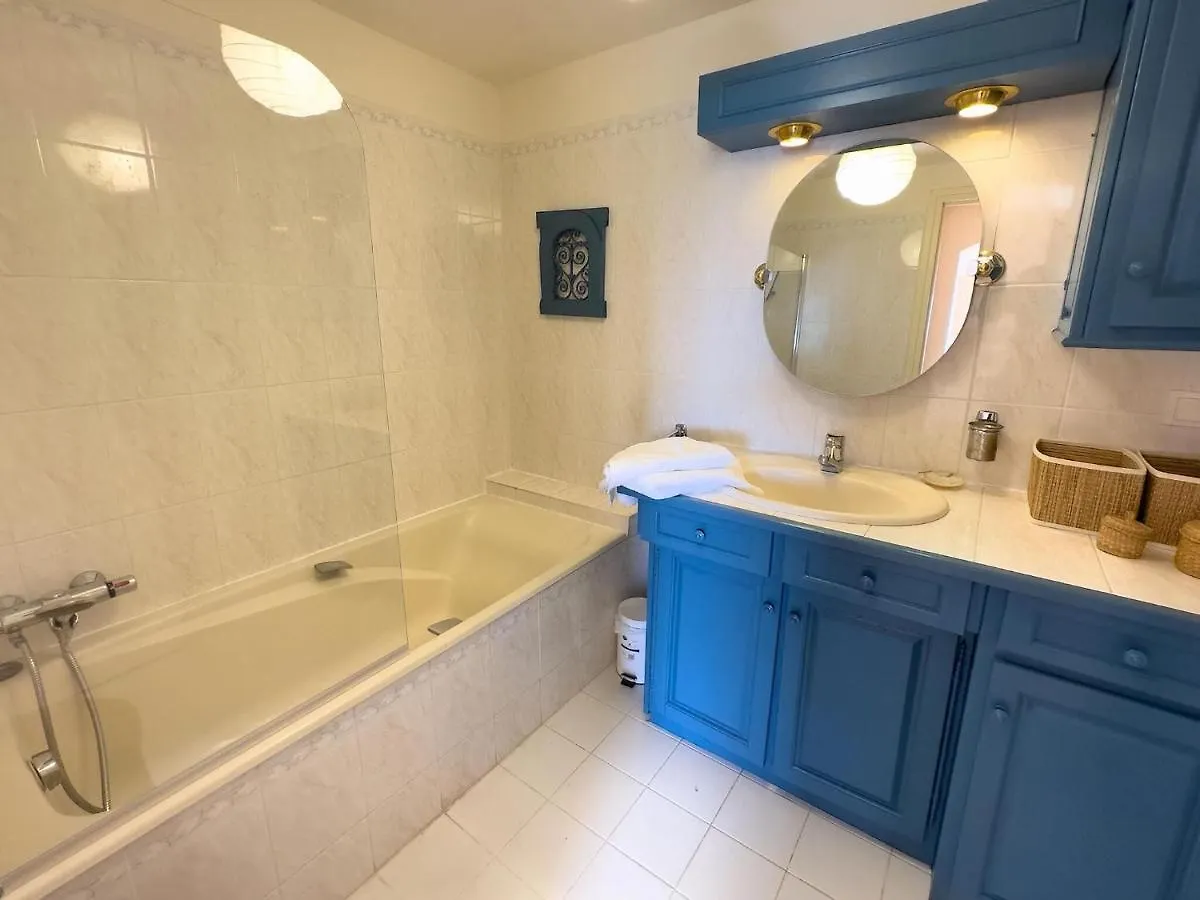 Holiday Home With Swimming Pool Cavalaire-sur-Mer France