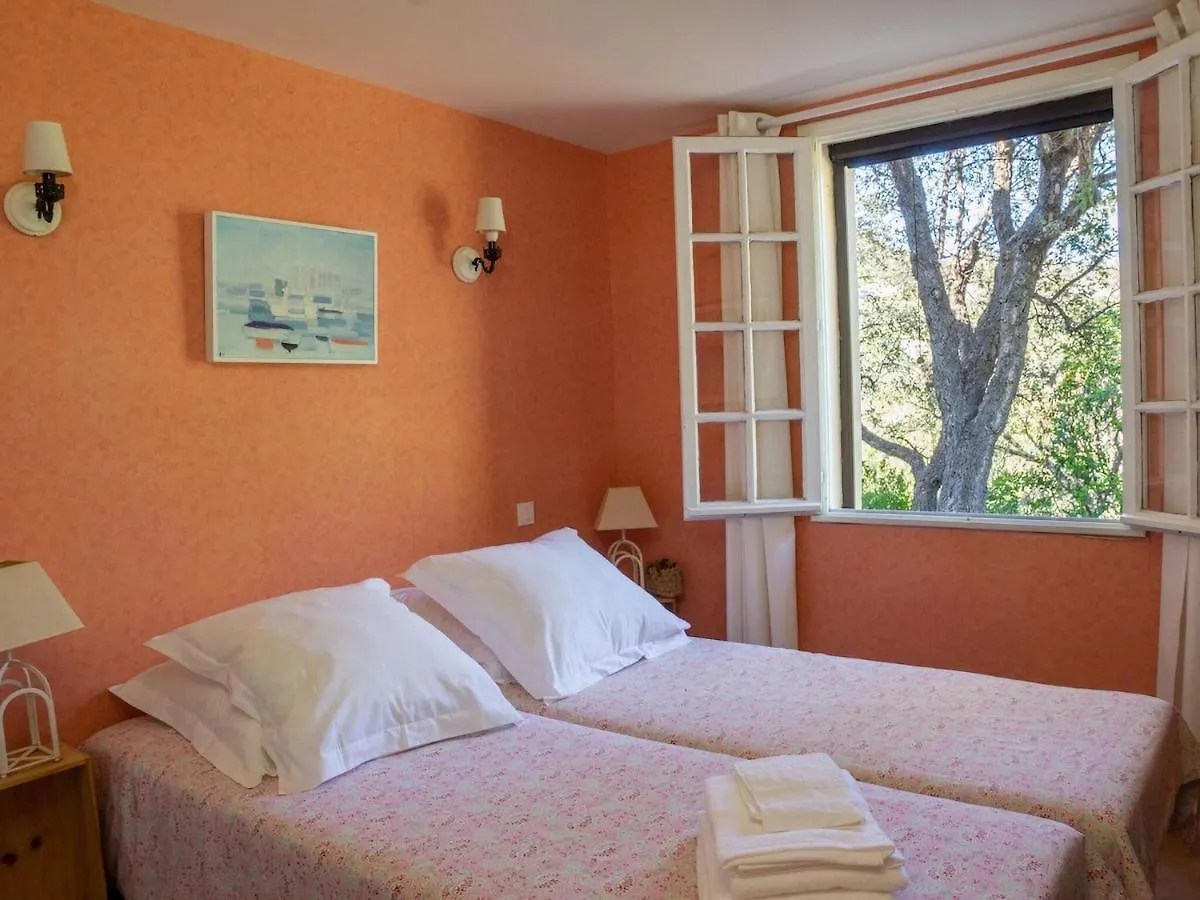 Holiday Home With Swimming Pool Cavalaire-sur-Mer